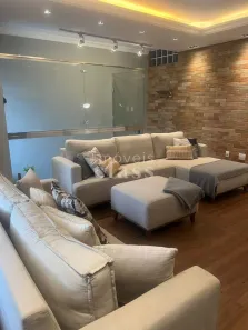 Casa com 3 Quartos à venda, 252m² no Chácara das Pedras, Porto Alegre