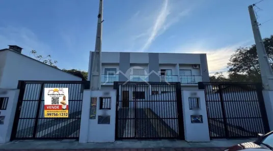 Sobrado com 2 Quartos à venda, 92m² no Espinheiros, Joinville