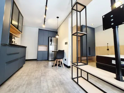 Apartamento com 1 Quarto para alugar, 28m² no Centro, Curitiba