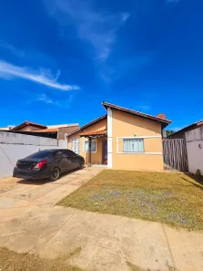 Casa de Condomínio com 3 Quartos à venda, 140m² no Distrito Industrial, Cuiabá
