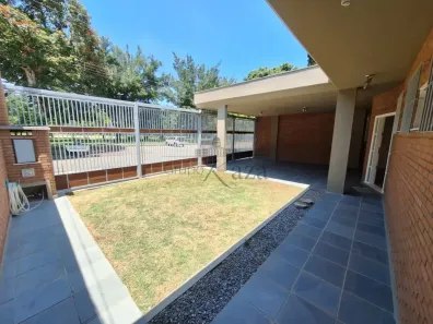 Casa com 3 Quartos para alugar, 160m² no Jardim Satélite, São José dos Campos