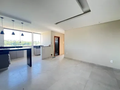 Apartamento com 2 Quartos para alugar, 85m² no Padre Eustáquio, Divinópolis