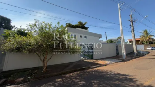 Casa com 3 Quartos à venda, 142m² no Jardim Presidente, Londrina