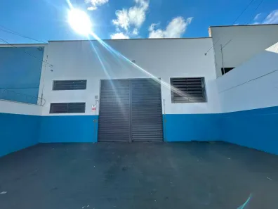 Galpão/Depósito/Armazém para alugar, 223m² no Vila Pacaembu, Piracicaba