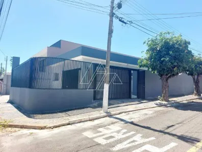 Casa com 3 Quartos à venda, 178m² no Bassan, Marília