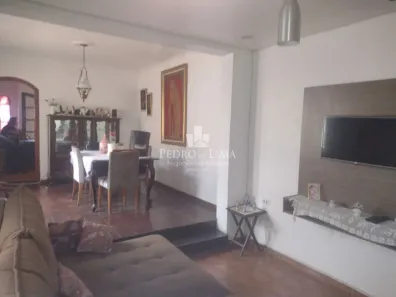 Sobrado com 3 Quartos à venda, 225m² no Vila Feliz, São Paulo