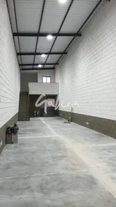 Galpão/Depósito/Armazém para alugar, 215m² no Barcelona, São Caetano do Sul