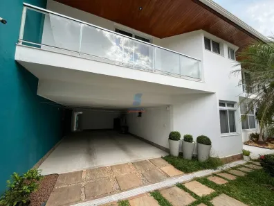 Casa com 4 Quartos à venda, 455m² no Jardim Riacho das Pedras, Contagem