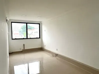 Consultório para venda ou aluguel, 27m² no Taquara, Rio de Janeiro