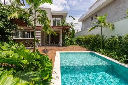 Sobrado com 4 Quartos à venda, 263m² no Alto de Pinheiros, São Paulo