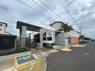 Apartamento com 2 Quartos para alugar, 45m² no Jardim Europa, Uberlândia