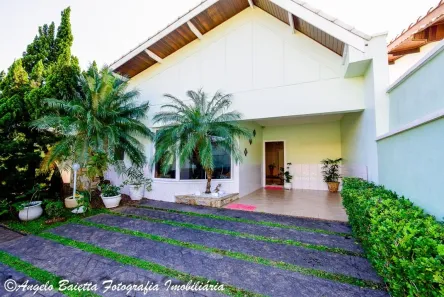 Casa com 3 Quartos à venda, 153m² no Bal Stella Maris, Peruíbe