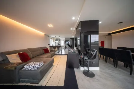 Apartamento com 2 Quartos para alugar, 163m² no Santo Inácio, Curitiba