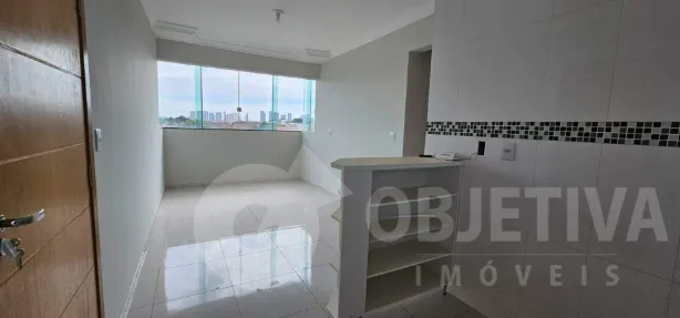 Apartamento com 3 Quartos para alugar, 90m² no Shopping Park, Uberlândia