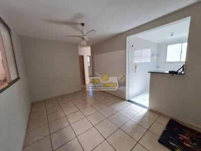Apartamento com 3 Quartos para alugar, 45m² no Cidade Jardim, Uberaba