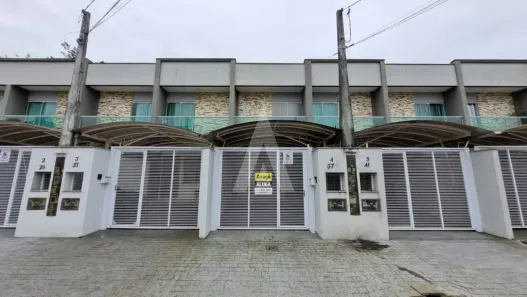 Casa com 2 Quartos para alugar, 80m² no Costa e Silva, Joinville