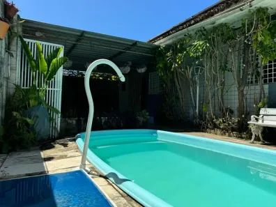 Casa com 4 Quartos à venda, 220m² no Hipódromo, Recife