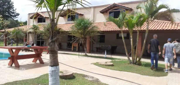 Fazenda/Sítio com 4 Quartos à venda, 1500m² no Caputera, Sorocaba