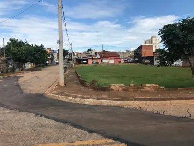 Lote/Terreno à venda, 1570m² no Vila Helena, Sorocaba