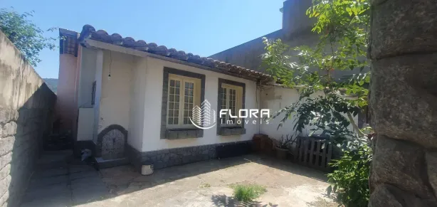 Casa com 4 Quartos à venda, 300m² no Piratininga, Niterói