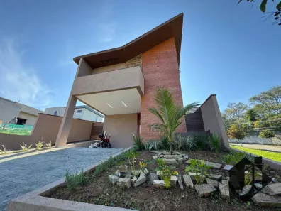 Casa de Condomínio com 3 Quartos à venda, 198m² no Condominio Cataguá Way, Taubaté