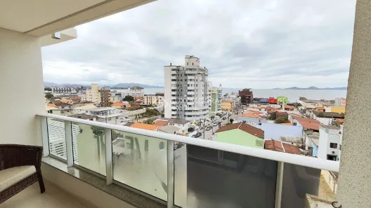 Apartamento com 3 Quartos à venda, 79m² no Barreiros, São José