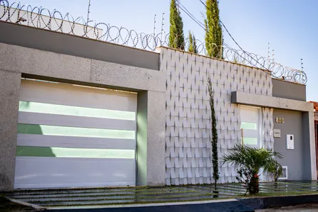 Casa com 3 Quartos à venda, 359m² no Ibituruna, Montes Claros