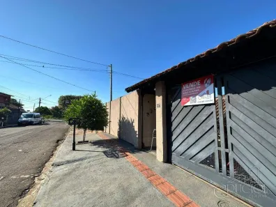 Sobrado com 3 Quartos à venda, 144m² no Pacaembu, Londrina