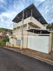 Casa com 5 Quartos à venda, 200m² no Astolfo Dutra, Astolfo Dutra