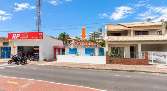 Lote/Terreno à venda, 215m² no Paes Leme, Imbituba