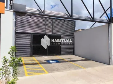 Galpão/Depósito/Armazém à venda, 300m² no Osvaldo Rezende, Uberlândia