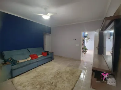 Casa com 3 Quartos à venda, 118m² no Jardim Ana Lúcia, Leme