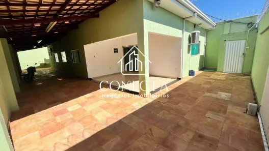 Casa com 4 Quartos para alugar, 215m² no Alto Umuarama, Uberlândia