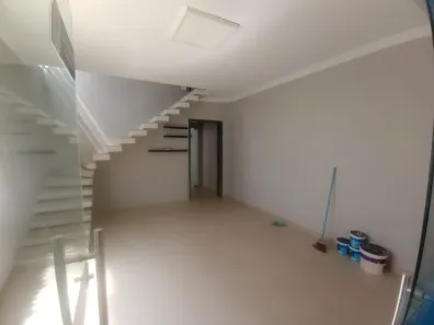 Prédio Comercial com 8 Quartos para alugar, 160m² no Pedreira, Belém