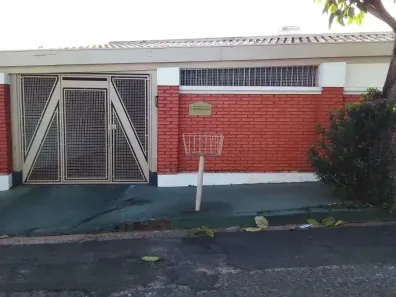 Casa com 2 Quartos à venda, 250m² no São João, Marília