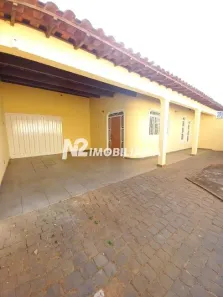 Casa com 3 Quartos à venda, 220m² no Santa Mônica, Uberlândia
