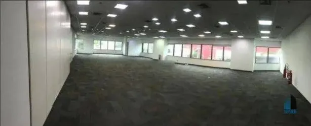Sala Comercial para alugar, 242m² no Vila Nova Conceição, São Paulo