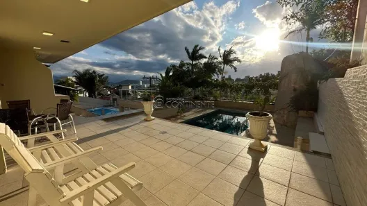 Casa com 5 Quartos à venda, 280m² no Abraão, Florianópolis