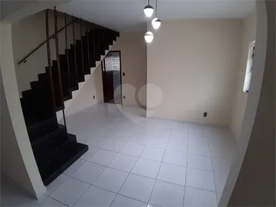 Casa com 3 Quartos à venda, 230m² no Vila Gomes, São Paulo