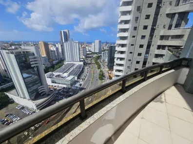 Sobrado com 4 Quartos à venda, 257m² no Pituba, Salvador