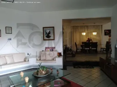 Casa com 4 Quartos à venda, 427m² no Coroa do Meio, Aracaju