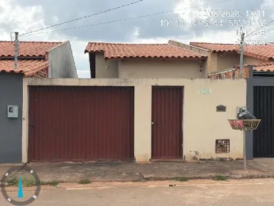 Casa com 2 Quartos à venda, 66m² no Pompéu, Pompéu