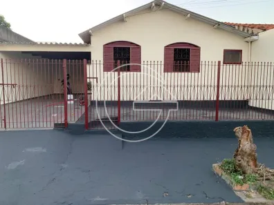 Casa com 2 Quartos à venda, 200m² no Centro, Marília