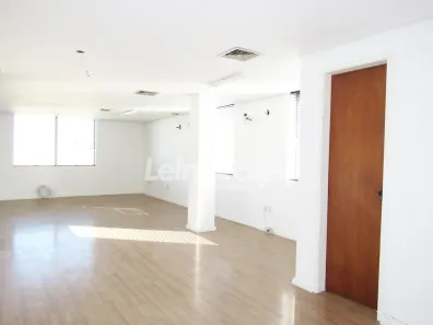 Sala Comercial para alugar, 64m² no Santana, Porto Alegre