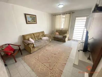 Casa com 3 Quartos à venda, 150m² no Metalúrgicos, Osasco