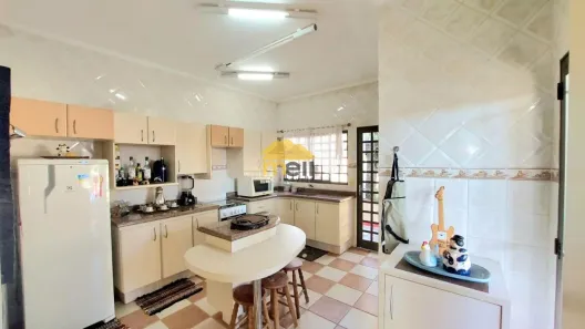 Casa com 4 Quartos à venda, 200m² no Represa, Martinópolis