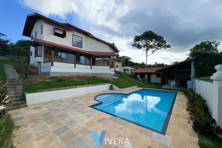 Casa com 4 Quartos à venda, 466m² no Albuquerque, Teresópolis