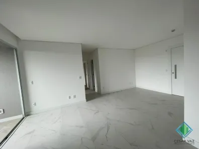 Apartamento com 2 Quartos à venda, 71m² no Canto, Florianópolis