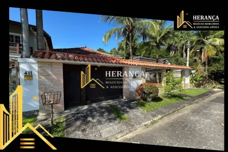 Casa de Condomínio com 3 Quartos para alugar, 280m² no Jacarepaguá, Rio de Janeiro