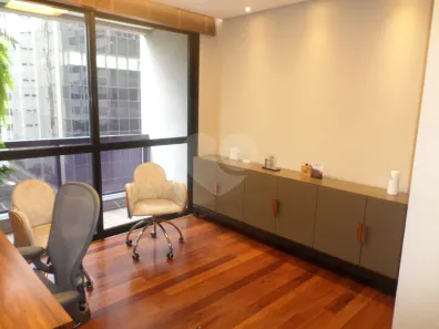 Sala Comercial à venda, 100m² no Cerqueira César, São Paulo